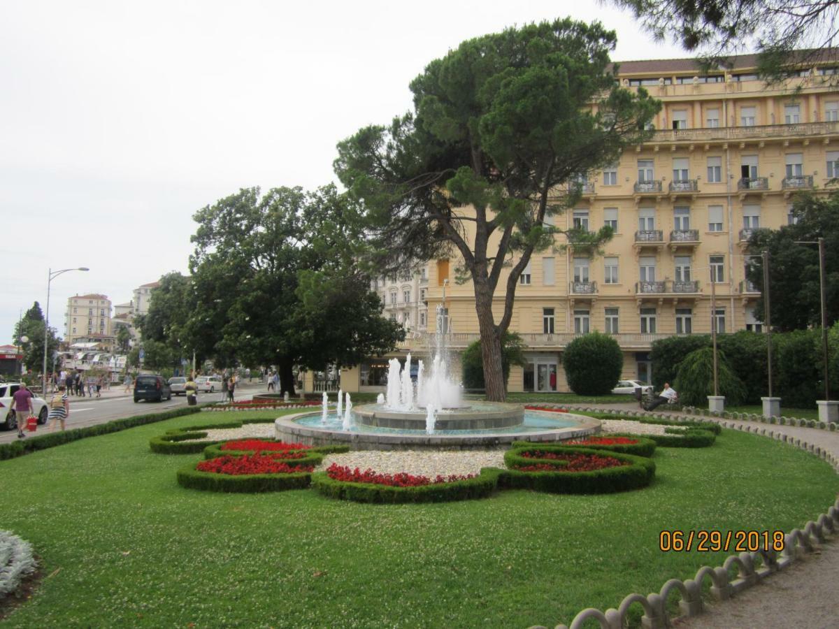 Apartman Paun Apartamento Opatija Exterior foto
